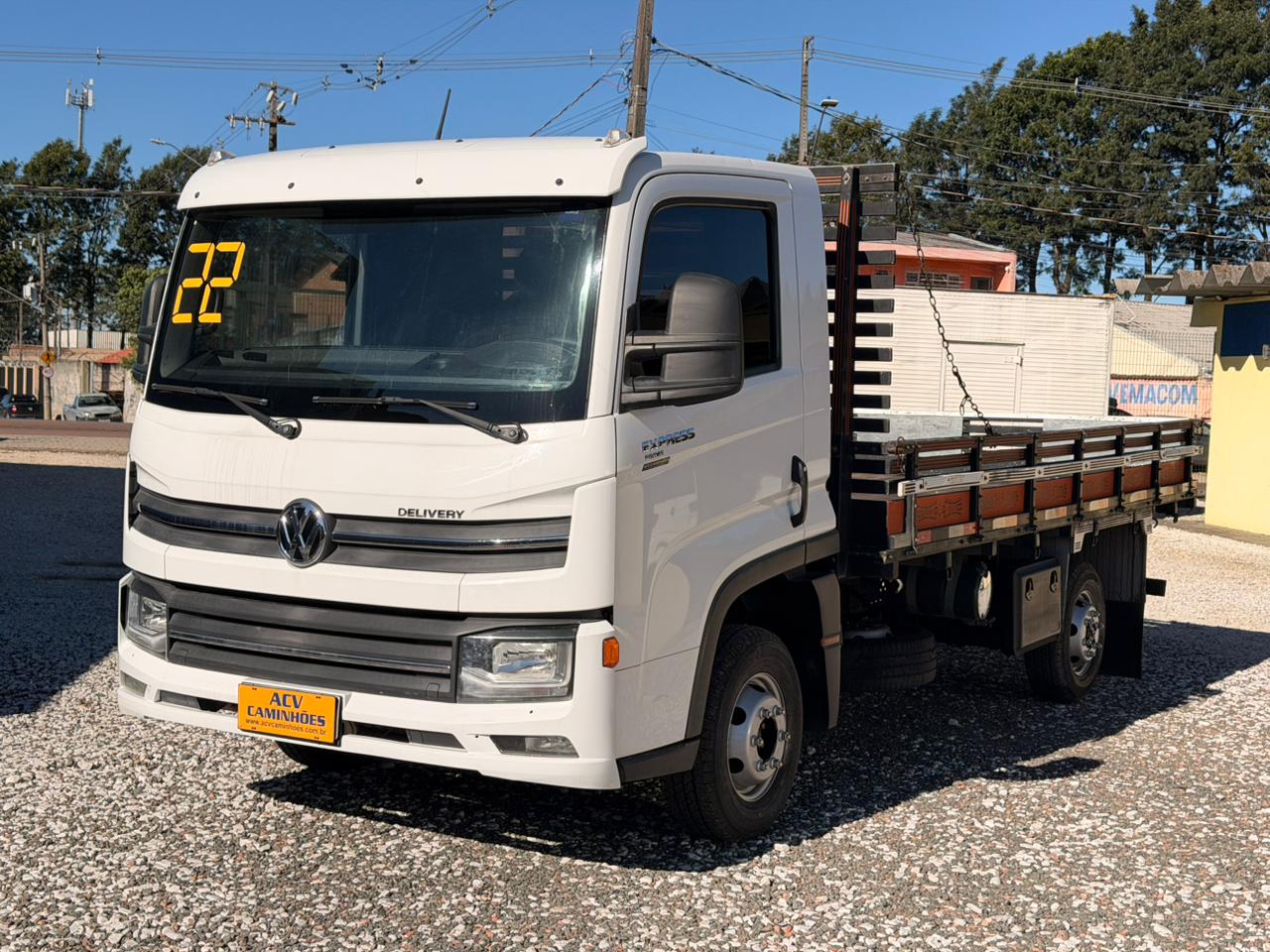 VW EXPRESS 2022 CARROCERIA DE MADEIRA