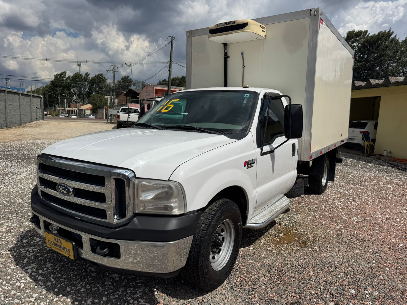 F-350 2016 BAÚ REFRIGERADO