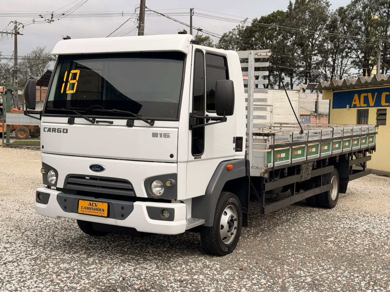 CARGO 816 2018 CARROCERIA 6,30 MTS