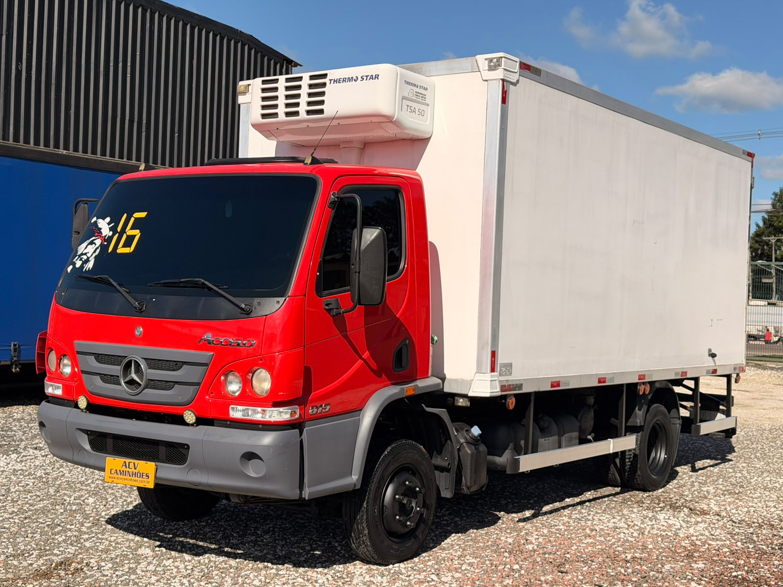MB 815 ACCELO 2016 BAÚ REFRIGERADO 5 MTS
